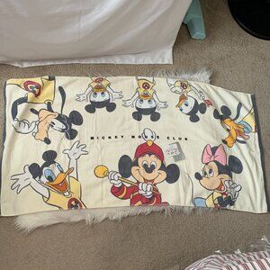 DISNEY Mickey Mouse Club Bath Towel in Pale Yellow JAPAN EXCLUSIVE
